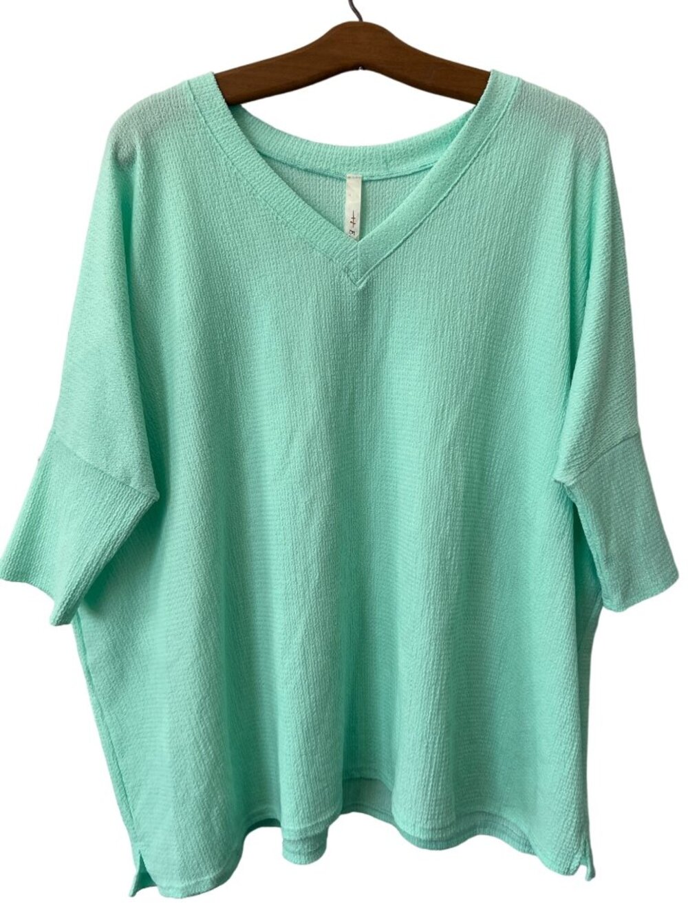 EC Shirt Top Size 4X Textured Mint Green Split V Neck Plus Drop Shoulder Dolman